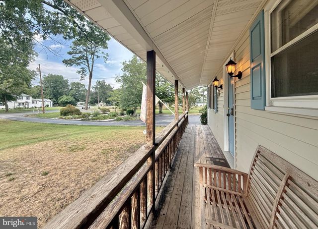 119 CEDAR LAKE DR, Williamstown, NJ 08094