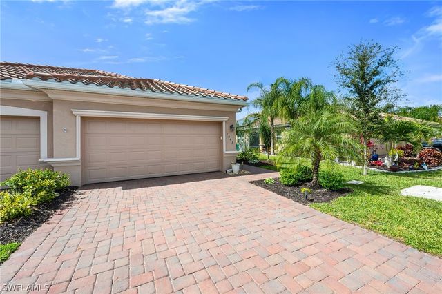 2543 Vine AVE, Naples, FL 34120