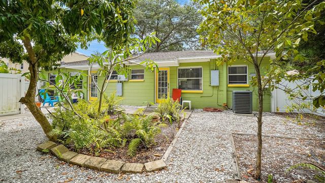 263 22ND STREET N, St Petersburg, FL 33713