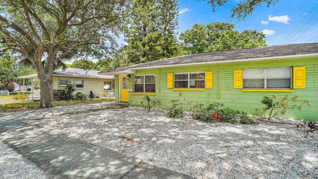 263 22ND STREET N, St Petersburg, FL 33713