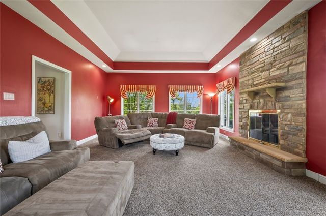 2004 Quincey Drive, Jefferson Hills, PA 15025
