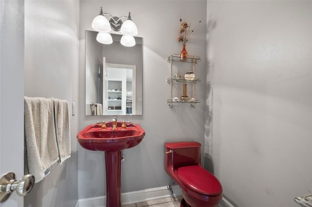 2004 Quincey Drive, Jefferson Hills, PA 15025