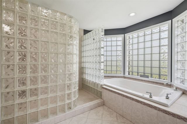 2004 Quincey Drive, Jefferson Hills, PA 15025