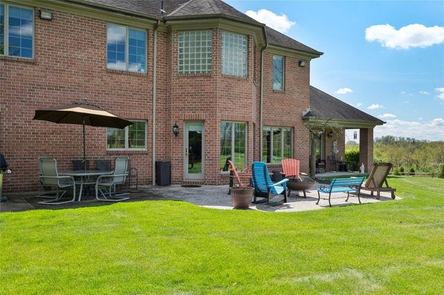 2004 Quincey Drive, Jefferson Hills, PA 15025