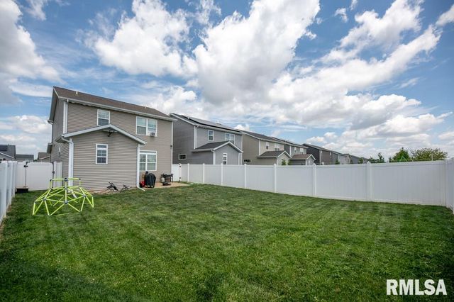 1622 SAVILE Lane, Washington, IL 61571