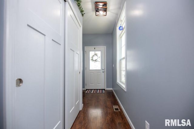 1622 SAVILE Lane, Washington, IL 61571