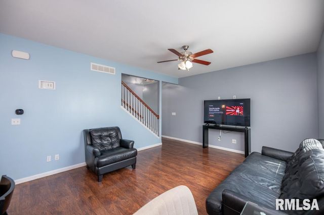 1622 SAVILE Lane, Washington, IL 61571
