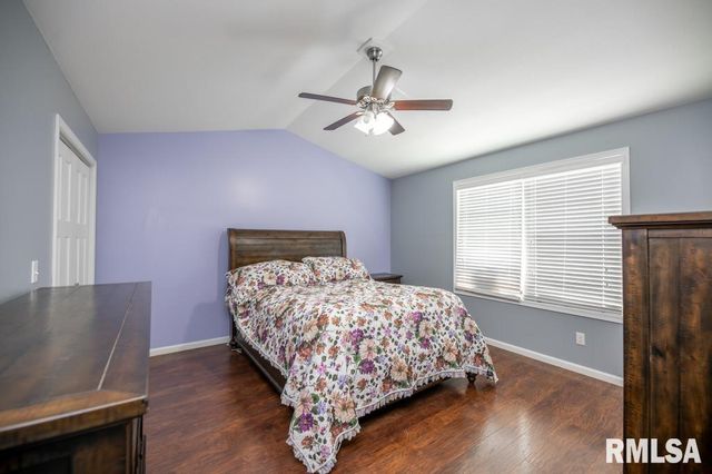 1622 SAVILE Lane, Washington, IL 61571