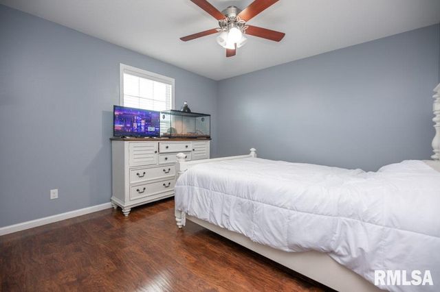 1622 SAVILE Lane, Washington, IL 61571