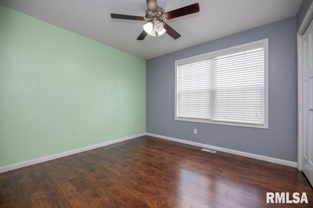 1622 SAVILE Lane, Washington, IL 61571