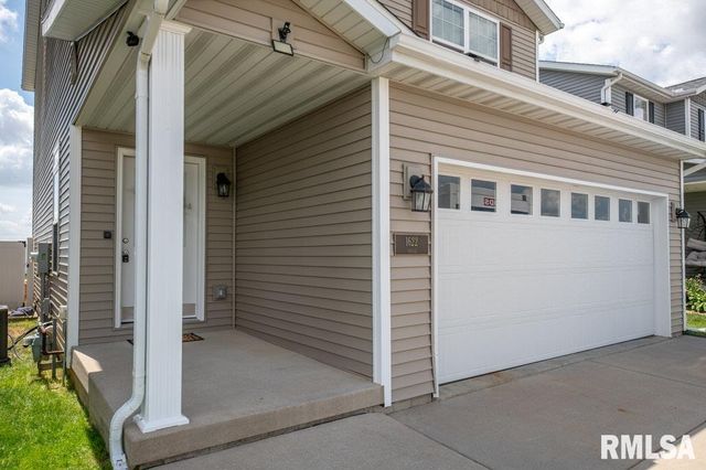 1622 SAVILE Lane, Washington, IL 61571
