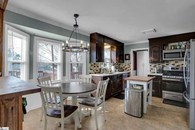 5 Foxtrail Court, Simpsonville, SC 29680