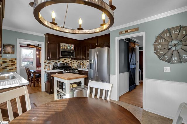 5 Foxtrail Court, Simpsonville, SC 29680