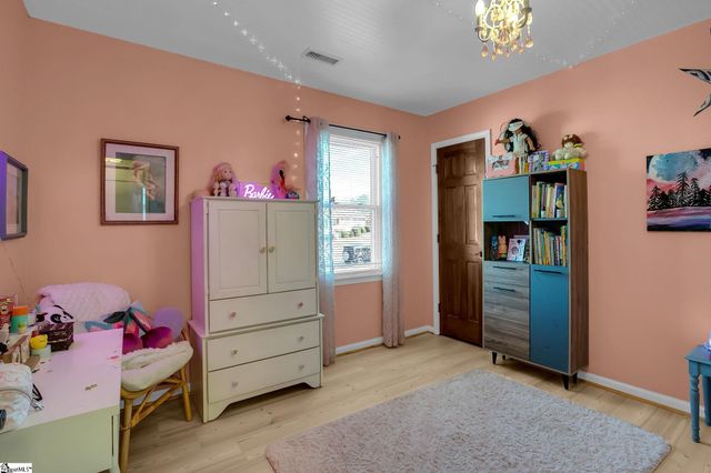 5 Foxtrail Court, Simpsonville, SC 29680