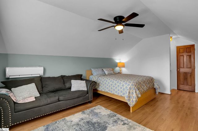 5 Foxtrail Court, Simpsonville, SC 29680