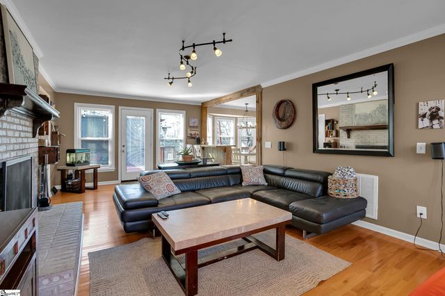 5 Foxtrail Court, Simpsonville, SC 29680