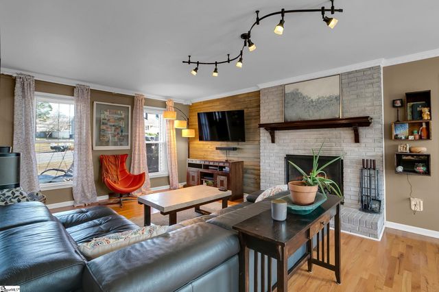 5 Foxtrail Court, Simpsonville, SC 29680