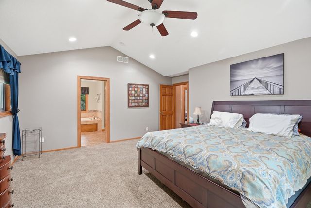 14901 Williston Lane, Minnetonka, MN 55345