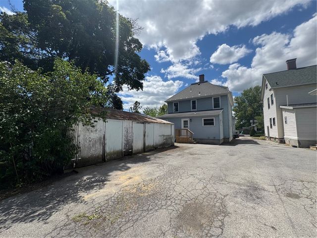 211 South West Street, Geneva City, NY 14456