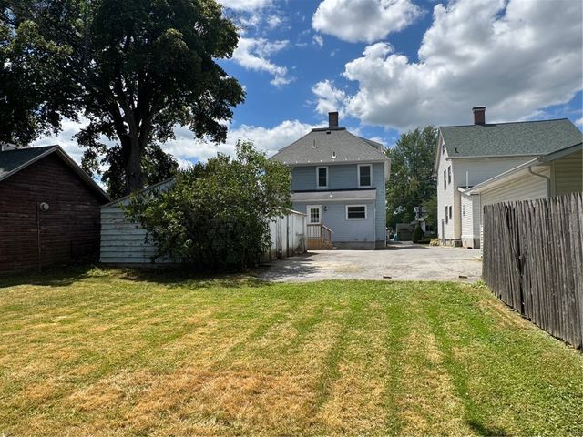 211 South West Street, Geneva City, NY 14456