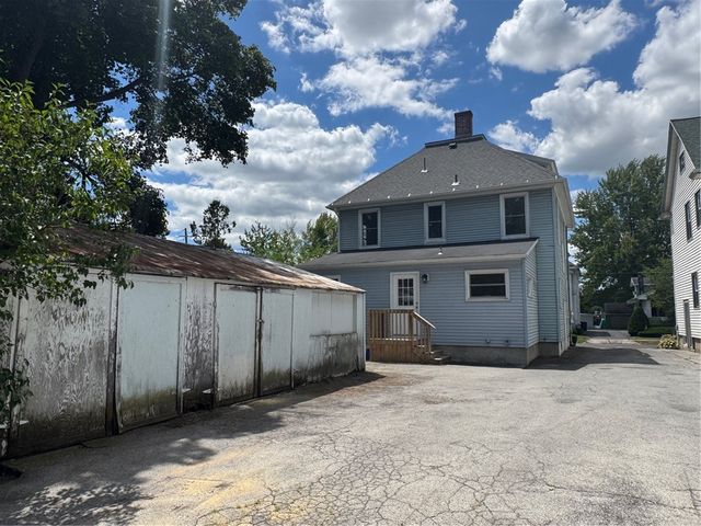 211 South West Street, Geneva City, NY 14456