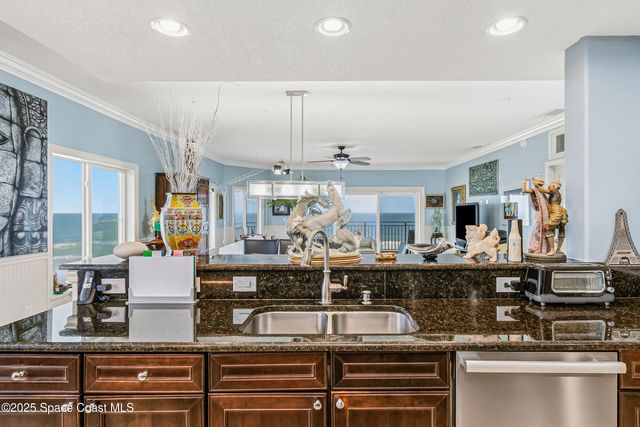 1125 N Highway A1A Ph 501, Indialantic, FL 32903