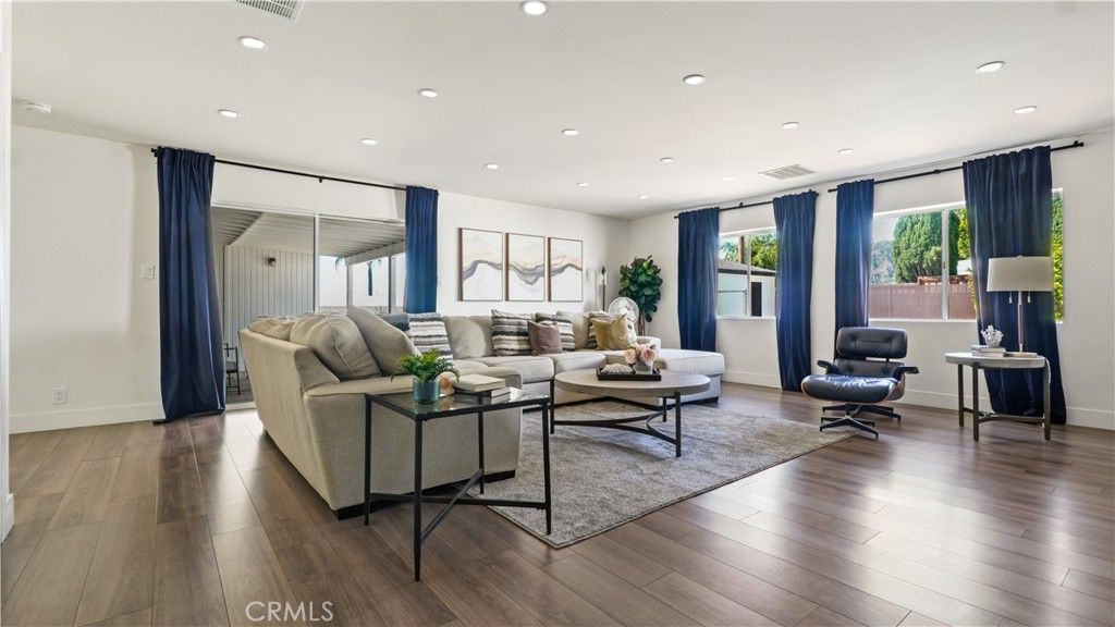 Image 23 of property listing at 7815 Fenwick, Los Angeles, CA 91040