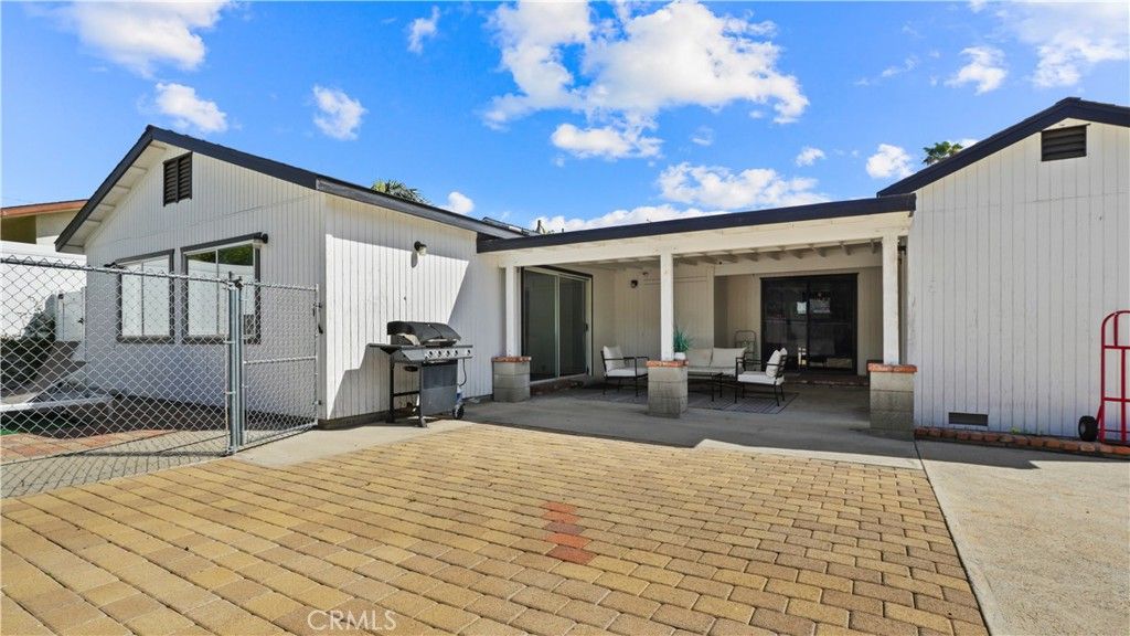 Image 33 of property listing at 7815 Fenwick, Los Angeles, CA 91040