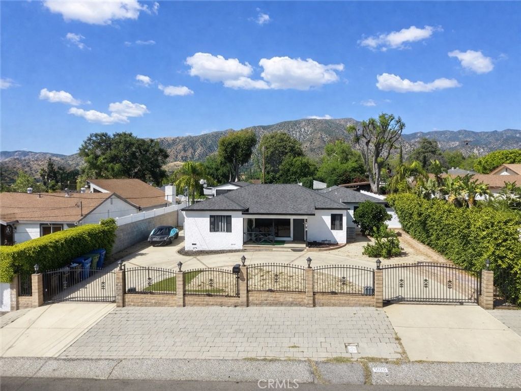 Image 51 of property listing at 7815 Fenwick, Los Angeles, CA 91040