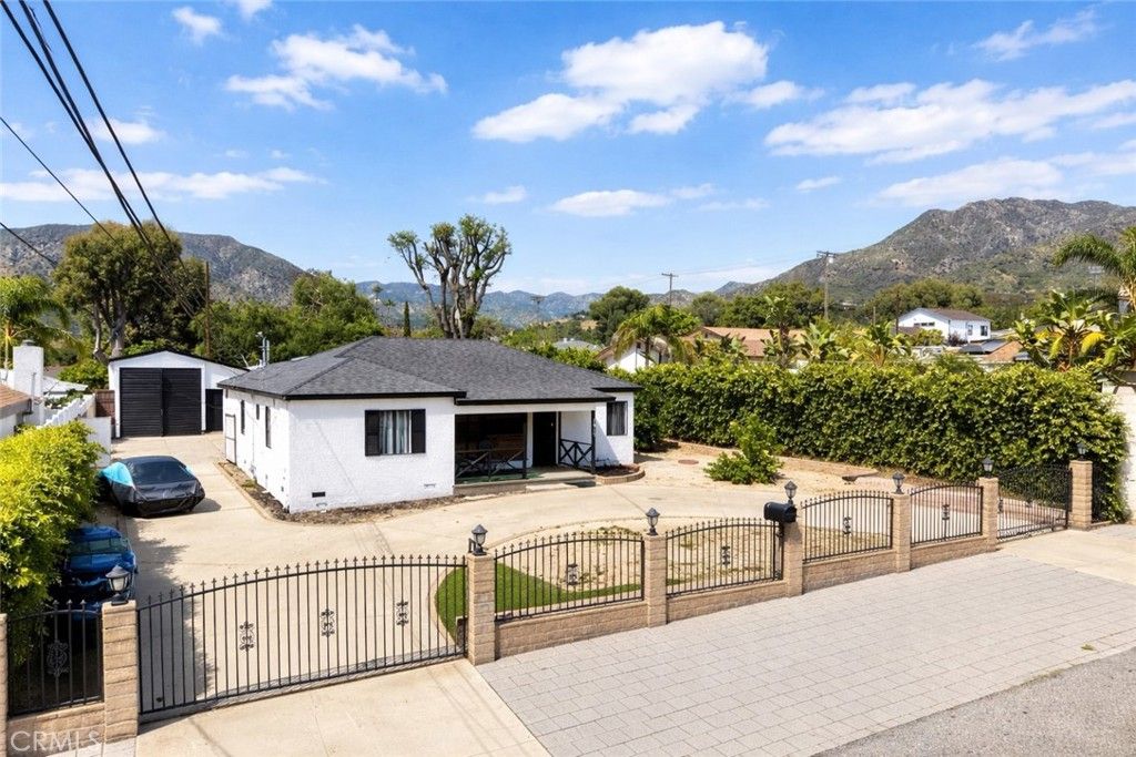 Image 54 of property listing at 7815 Fenwick, Los Angeles, CA 91040