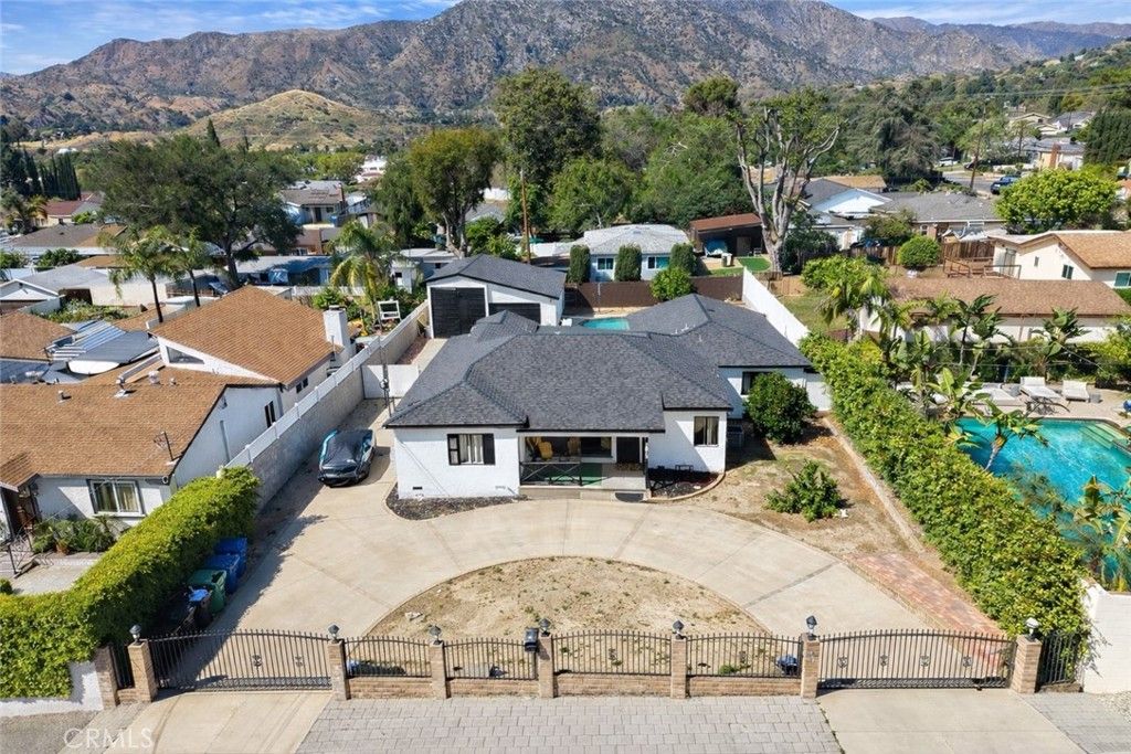 Image 56 of property listing at 7815 Fenwick, Los Angeles, CA 91040