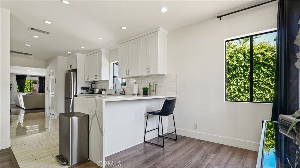 Image 9 of property listing at 7815 Fenwick, Los Angeles, CA 91040
