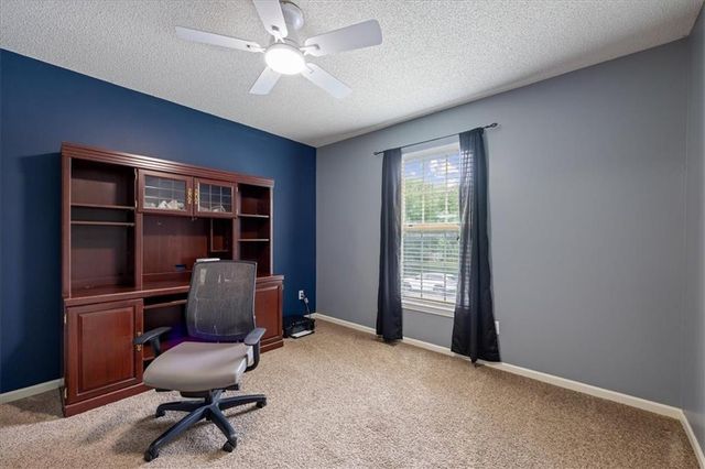 1300 SE Princeton Drive, Lee's Summit, MO 64081