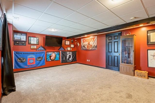 1300 SE Princeton Drive, Lee's Summit, MO 64081