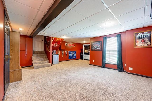1300 SE Princeton Drive, Lee's Summit, MO 64081