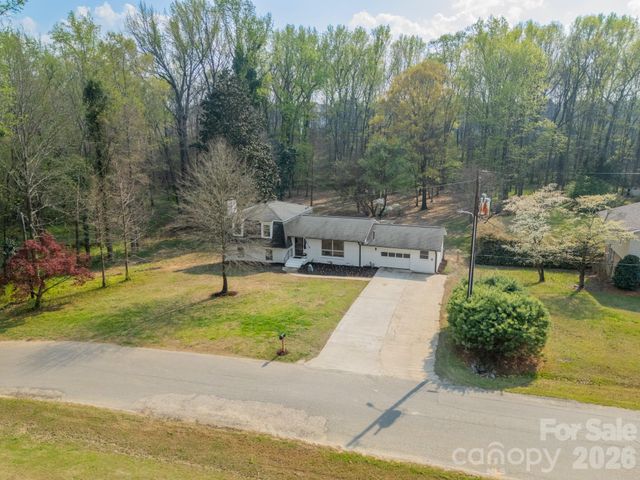 2023 Briarwood Circle, Fort Mill, SC 29715