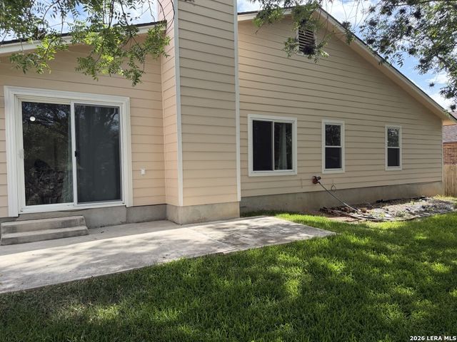 1912 CREEK HILL ST, San Antonio, TX 78259
