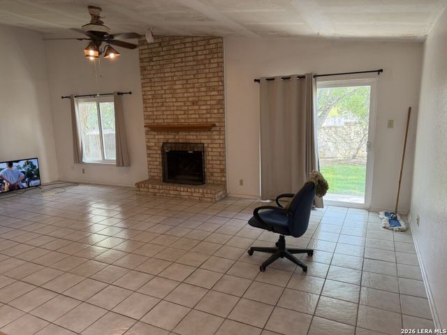 1912 CREEK HILL ST, San Antonio, TX 78259