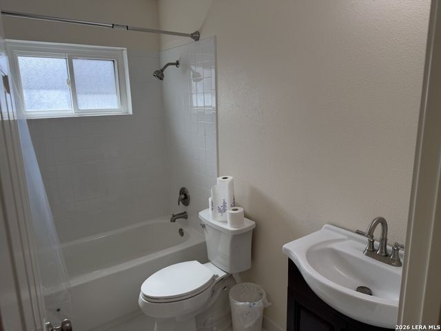 1912 CREEK HILL ST, San Antonio, TX 78259