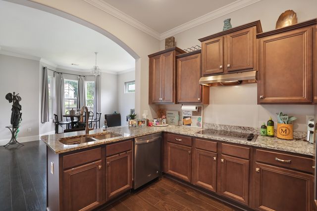200 Cedar Place Row, Nashville, TN 37221