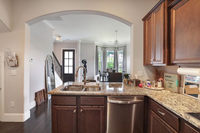 200 Cedar Place Row, Nashville, TN 37221
