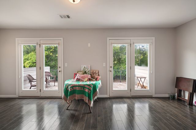 200 Cedar Place Row, Nashville, TN 37221