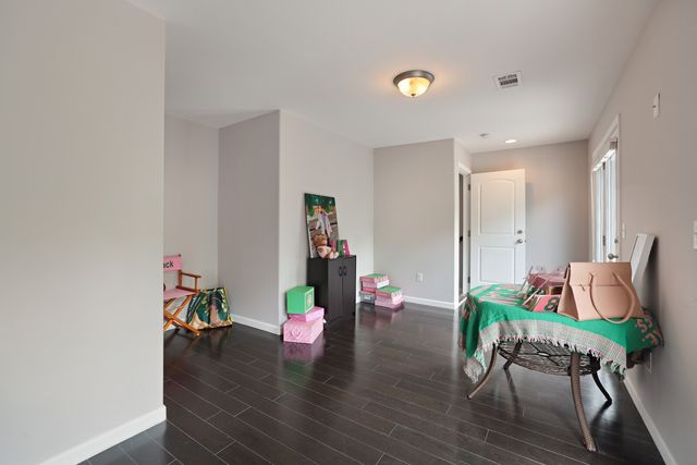 200 Cedar Place Row, Nashville, TN 37221
