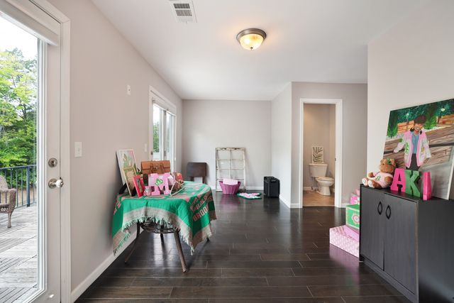200 Cedar Place Row, Nashville, TN 37221