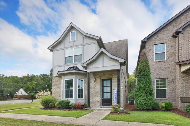 200 Cedar Place Row, Nashville, TN 37221
