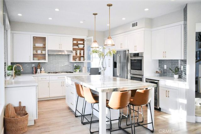 2016 Via Vina, San Clemente, CA 92673