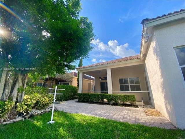 837 Tanglewood Cir ., Weston, FL 33327