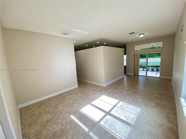 837 Tanglewood Cir ., Weston, FL 33327