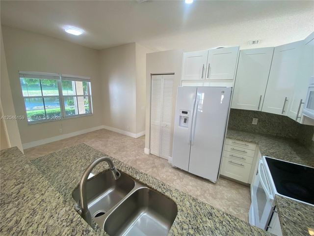 837 Tanglewood Cir ., Weston, FL 33327