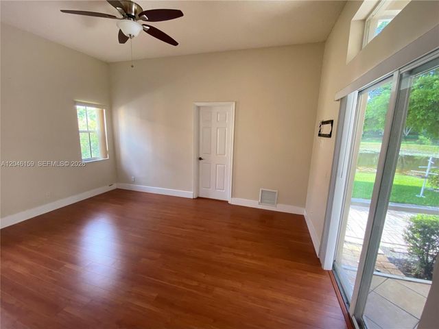 837 Tanglewood Cir ., Weston, FL 33327